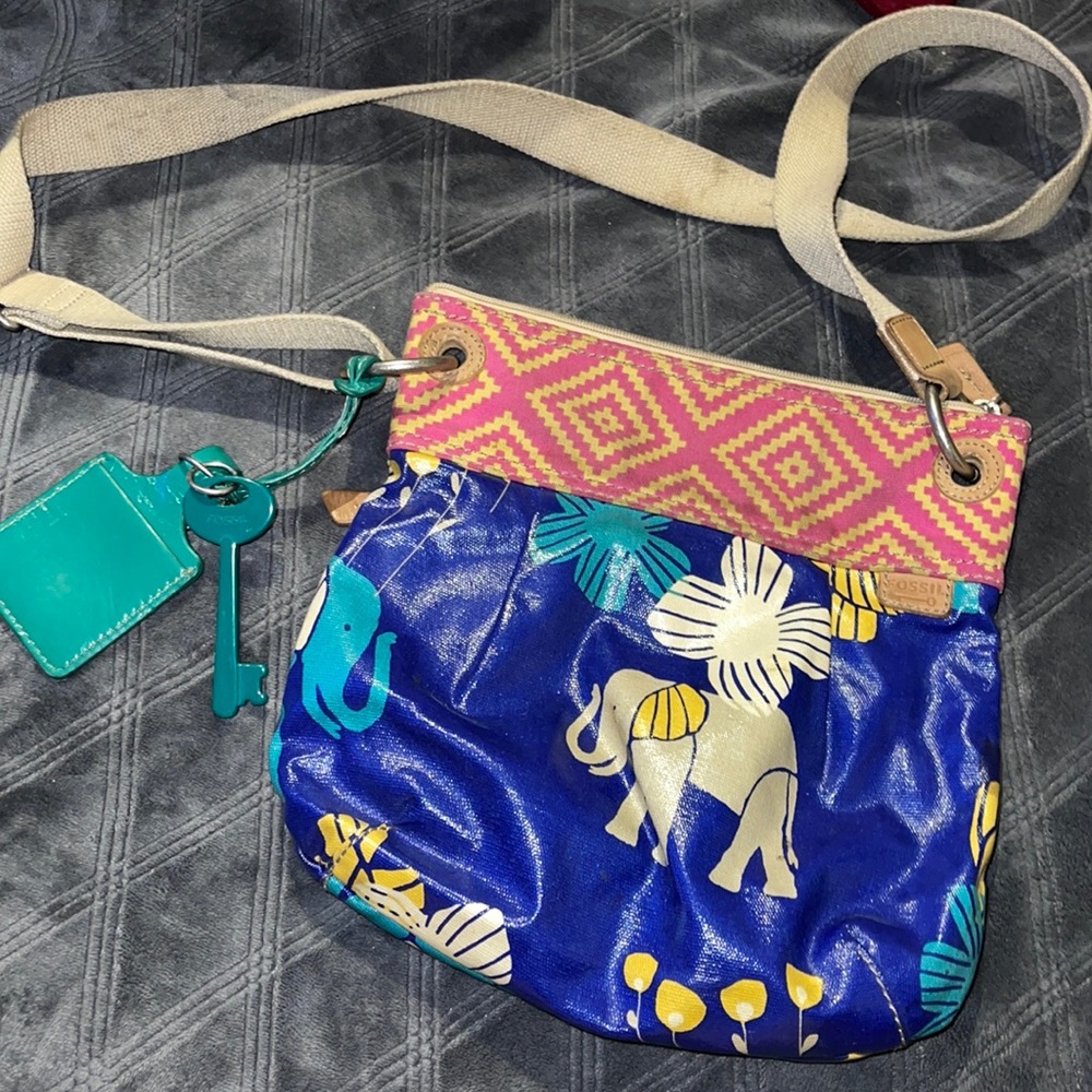 Used Fossil Crossbody Elephant Bag